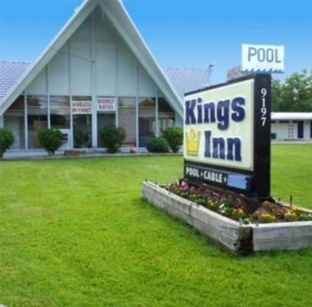 סטרונגסוויל Kings Inn Cleveland מראה חיצוני תמונה