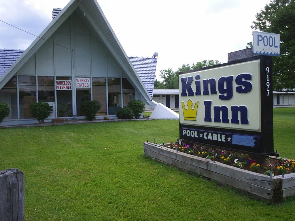 סטרונגסוויל Kings Inn Cleveland מראה חיצוני תמונה