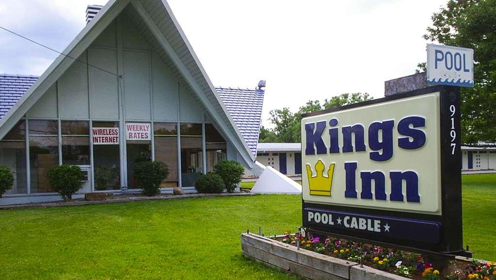 סטרונגסוויל Kings Inn Cleveland מראה חיצוני תמונה